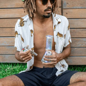 Shop Higher Concepts Heavy Duty Beaker Bong 22cm - Iridescent in australian